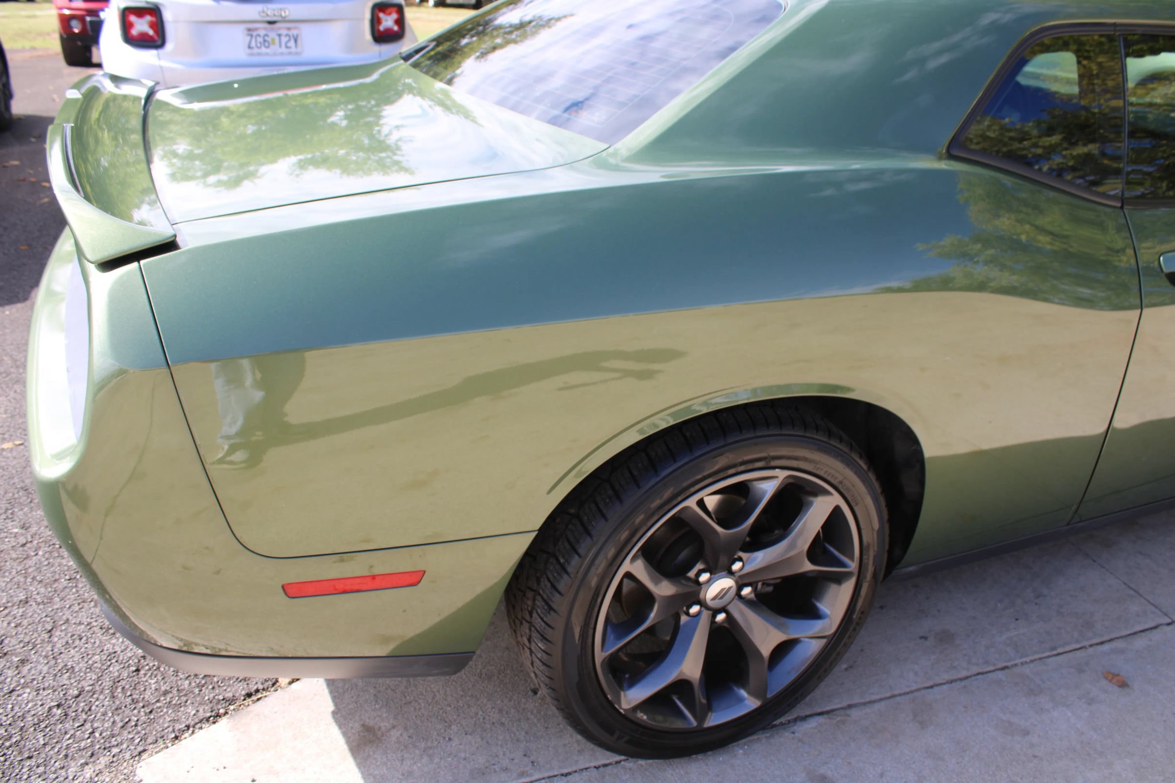 Used 2019 Dodge Challenger R/T RWD image 10