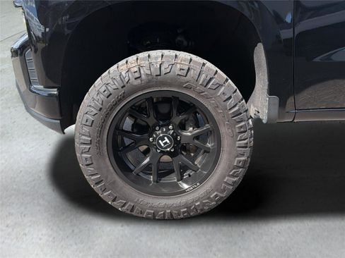 Used 2021 Chevrolet Silverado 1500 LT Trail Boss AWD/4WD image 39