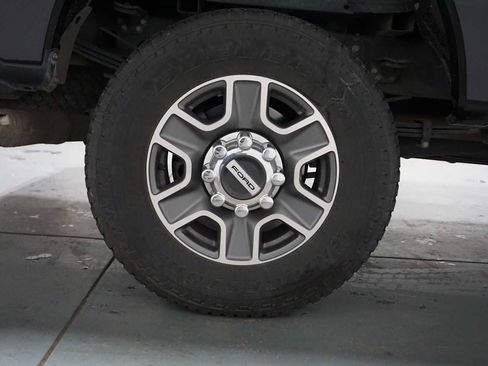 Used 2024 Ford F250 Lariat w/ Lariat Ultimate Package image 10