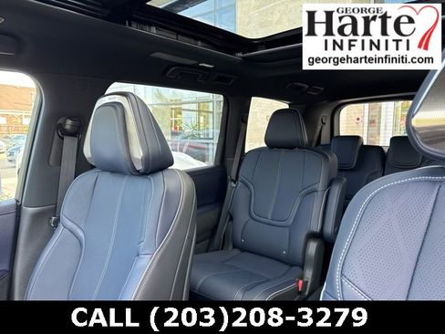 New 2026 INFINITI QX80 4WD w/ Sport Exterior Package image 29