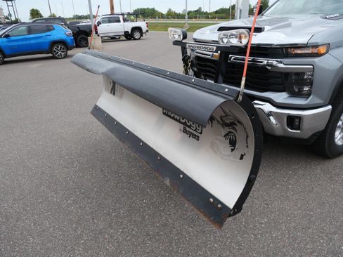 Used 2024 Chevrolet Silverado 3500 LT w/ Convenience Package AWD/4WD image 16