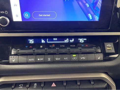 Used 2025 Toyota Sequoia SR5 image 29