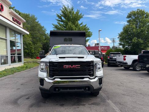 Used 2022 GMC Sierra 3500 Pro w/ Convenience Package AWD/4WD image 3