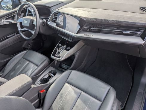 Used 2023 Audi Q4 e-tron Premium w/ Convenience Package image 34