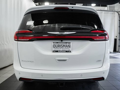 New 2026 Chrysler Pacifica Pinnacle AWD/4WD image 5