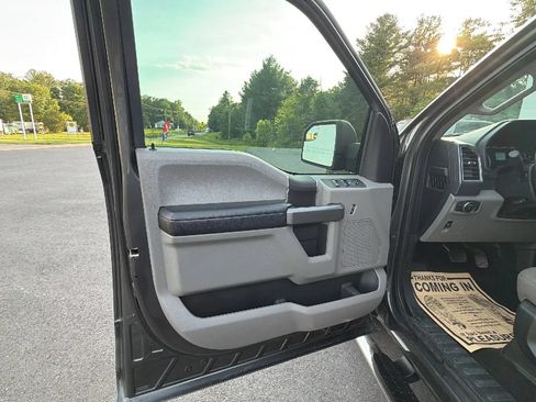 Used 2019 Ford F150 XLT RWD image 15