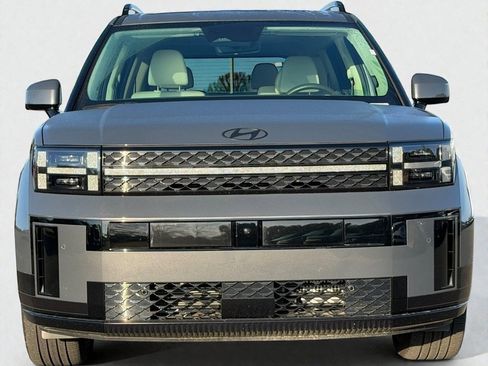 Used 2025 Hyundai Santa Fe Calligraphy image 6