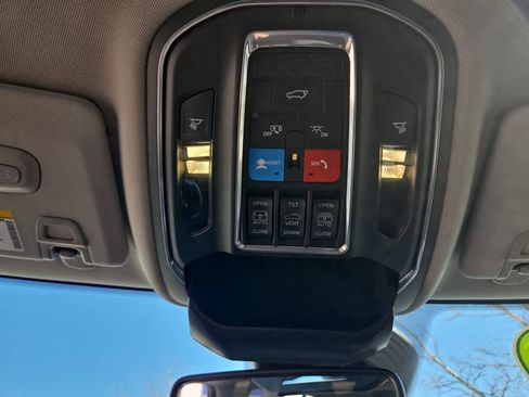 Used 2023 Jeep Grand Cherokee 4WD 4xe w/ MOPAR Finishing Package image 25