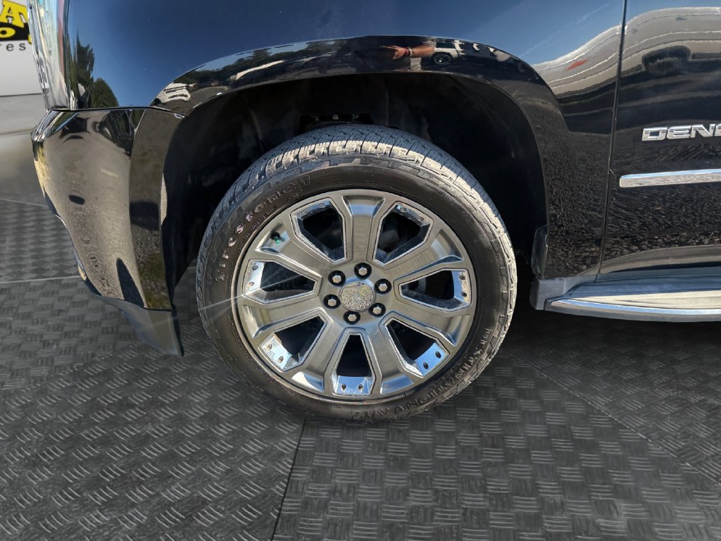 Used 2016 GMC Yukon Denali w/ Open Road Package RWD image 14
