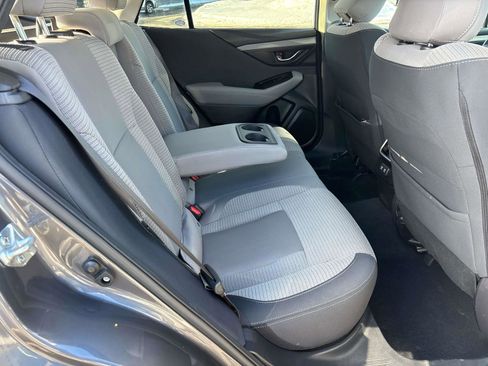 Used 2022 Subaru Outback Premium image 14