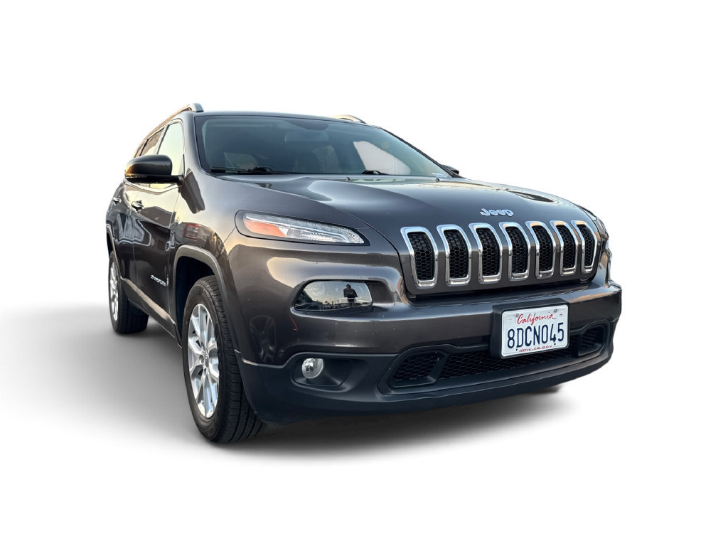 Used 2018 Jeep Cherokee Latitude Plus FWD image 14