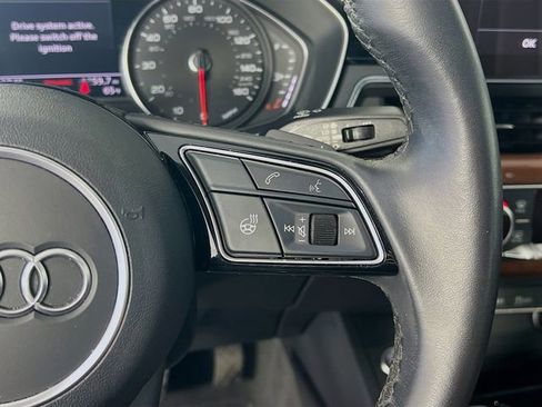 Used 2023 Audi A4 2.0T Premium w/ Convenience Package image 17