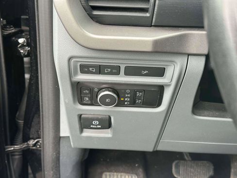 Used 2024 Ford F150 XLT w/ Equipment Group 302A MID image 19