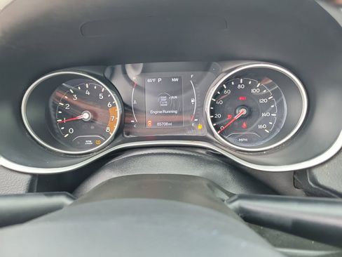Used 2020 Jeep Compass Latitude FWD image 21