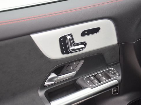 New 2025 Mercedes-Benz GLA 35 AMG 4MATIC image 20