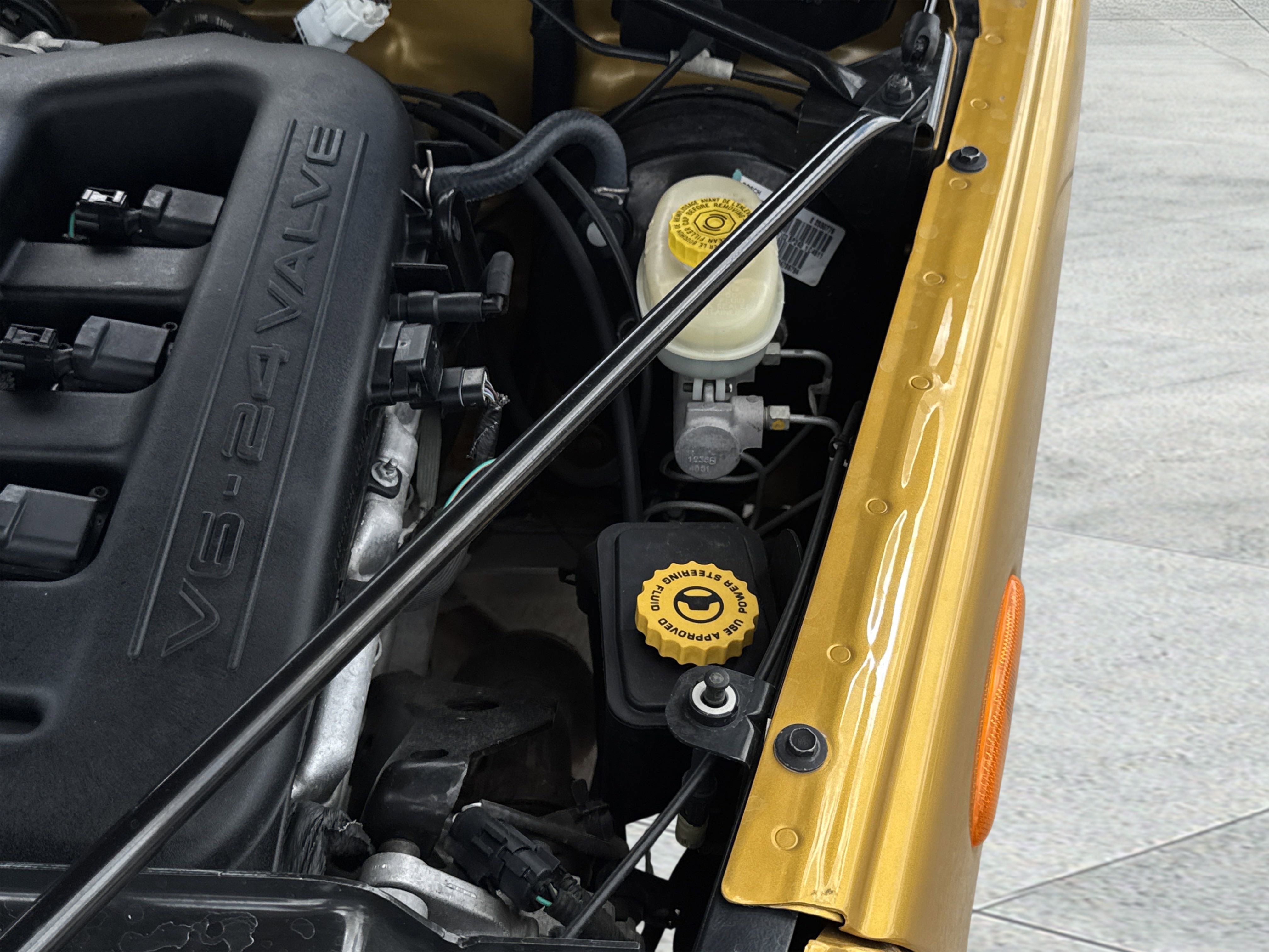 Used 2002 Chrysler Prowler RWD image 17