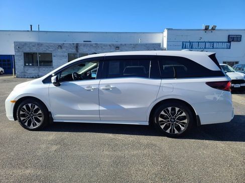 Certified 2025 Honda Odyssey Elite image 2
