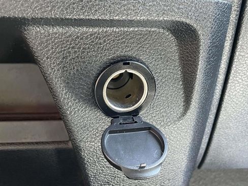 Used 2013 RAM 2500 Tradesman w/ Chrome Appearance Group AWD/4WD image 27