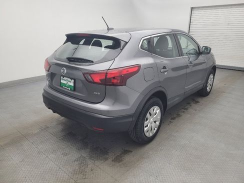 Used 2019 Nissan Rogue Sport S image 9