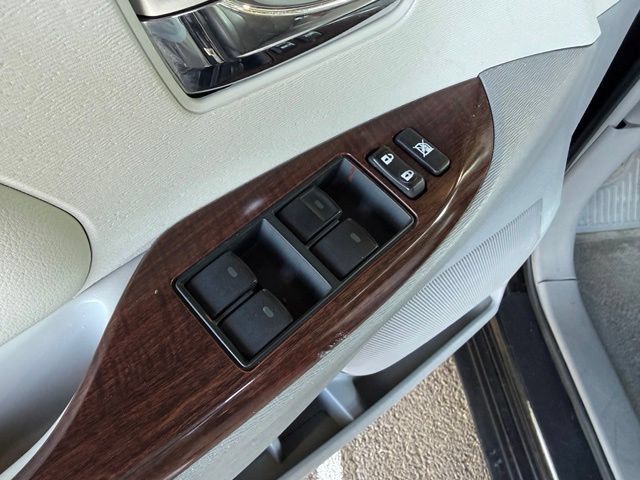 Used 2014 Toyota Sienna XLE FWD image 13