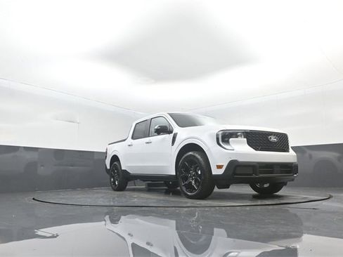 New 2026 Ford Maverick Lariat w/ Black Appearance Package image 27