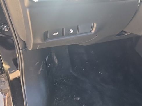 New 2026 Nissan Sentra SV w/ SV Convenience Package image 6