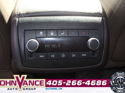 Used 2015 GMC Acadia Denali image 27