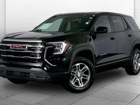 Used 2026 GMC Terrain Elevation FWD image 12