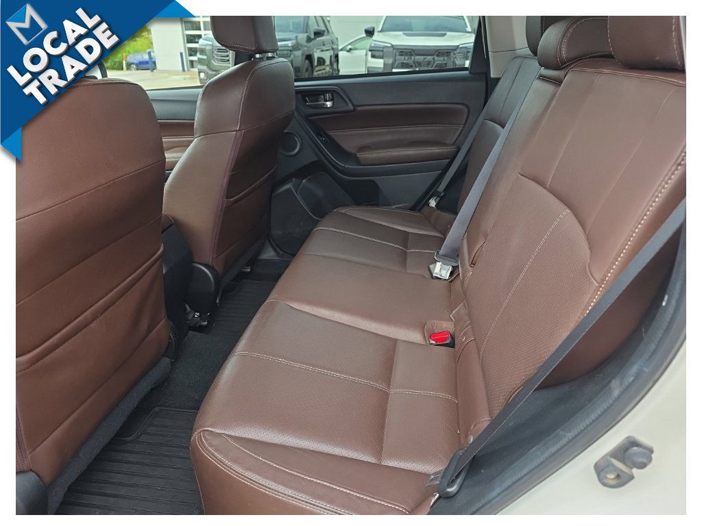 Used 2018 Subaru Forester 2.5i Touring AWD/4WD image 12