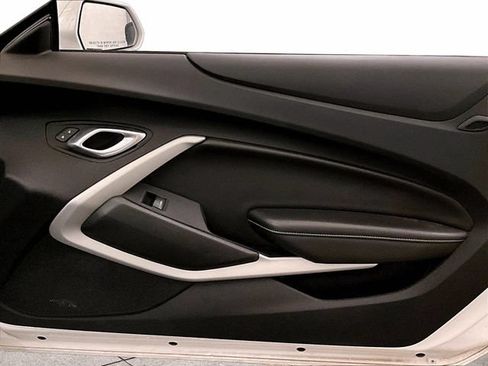 Used 2022 Chevrolet Camaro LT RWD image 23