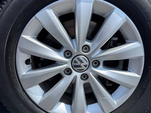 Used 2015 Volkswagen Passat 1.8T Wolfsburg Edition FWD image 10