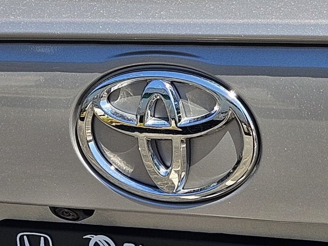 Used 2025 Toyota RAV4 XLE AWD/4WD image 36