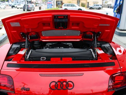 Used 2011 Audi R8 V10 image 30