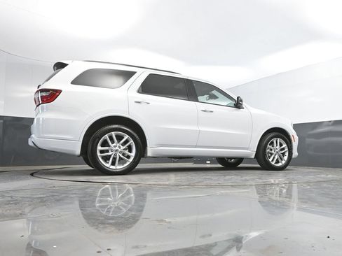 Used 2024 Dodge Durango GT AWD/4WD image 40