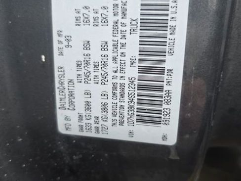 Used 2004 Dodge Dakota Sport w/ Tire & Handling Group image 18