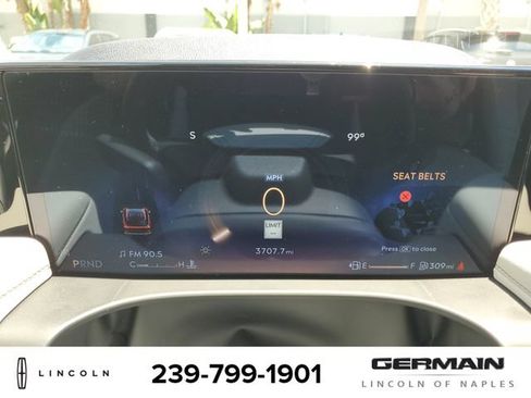 New 2026 Lincoln Aviator AWD image 24