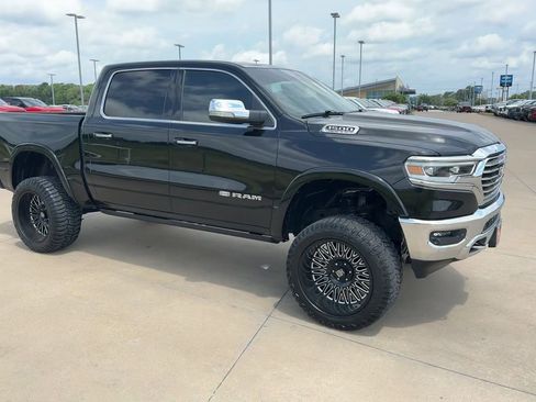 Used 2022 RAM 1500 Limited AWD/4WD image 3