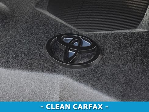 Used 2016 Toyota 4Runner SR5 image 22