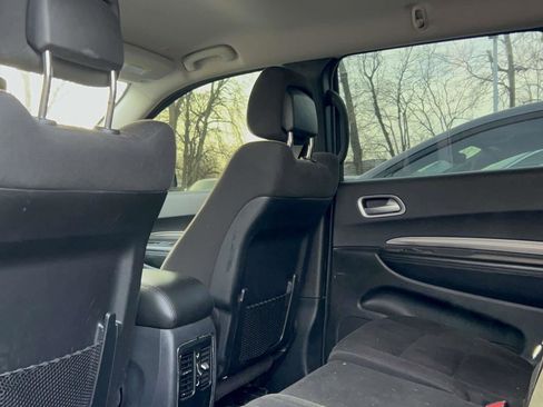 Used 2020 Dodge Durango SXT image 29