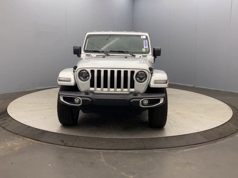 Used 2023 Jeep Wrangler Unlimited Sahara w/ Cold Weather Group AWD/4WD image 8