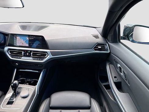 Used 2022 BMW 330i 330i w/ Driving Assistance Package image 21