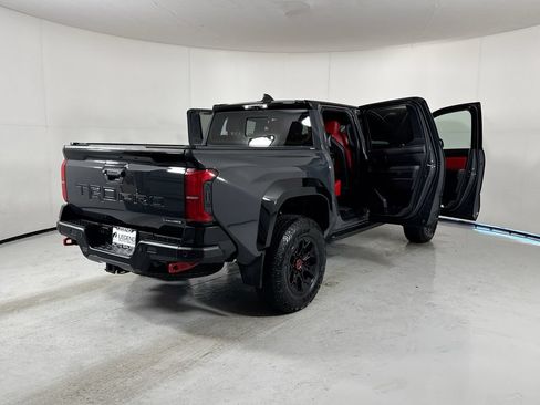 Used 2024 Toyota Tacoma TRD Pro AWD/4WD image 31
