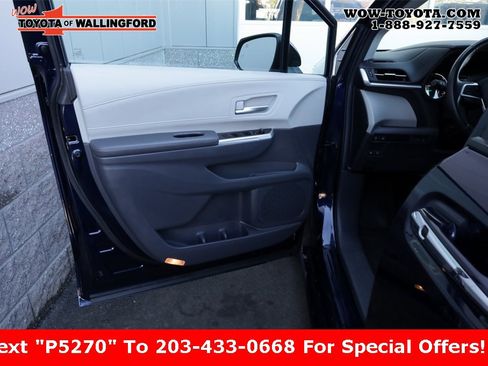 Certified 2024 Toyota Sienna XLE image 19
