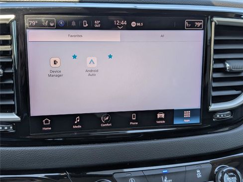 Used 2022 Chrysler Pacifica Touring-L image 29