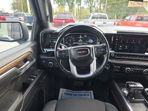 Used 2023 GMC Sierra 1500 Elevation w/ Preferred Package image 19