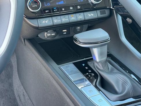 New 2026 Hyundai Elantra Limited FWD image 29