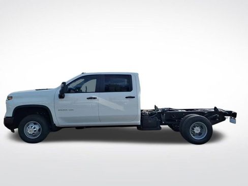New 2026 Chevrolet Silverado 3500 W/T w/ WT Convenience Package AWD/4WD image 8