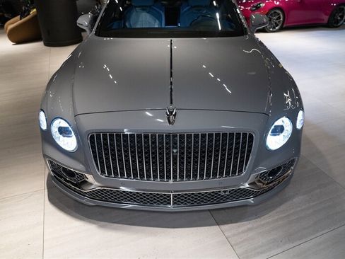 Used 2024 Bentley Flying Spur V8 AWD/4WD image 22