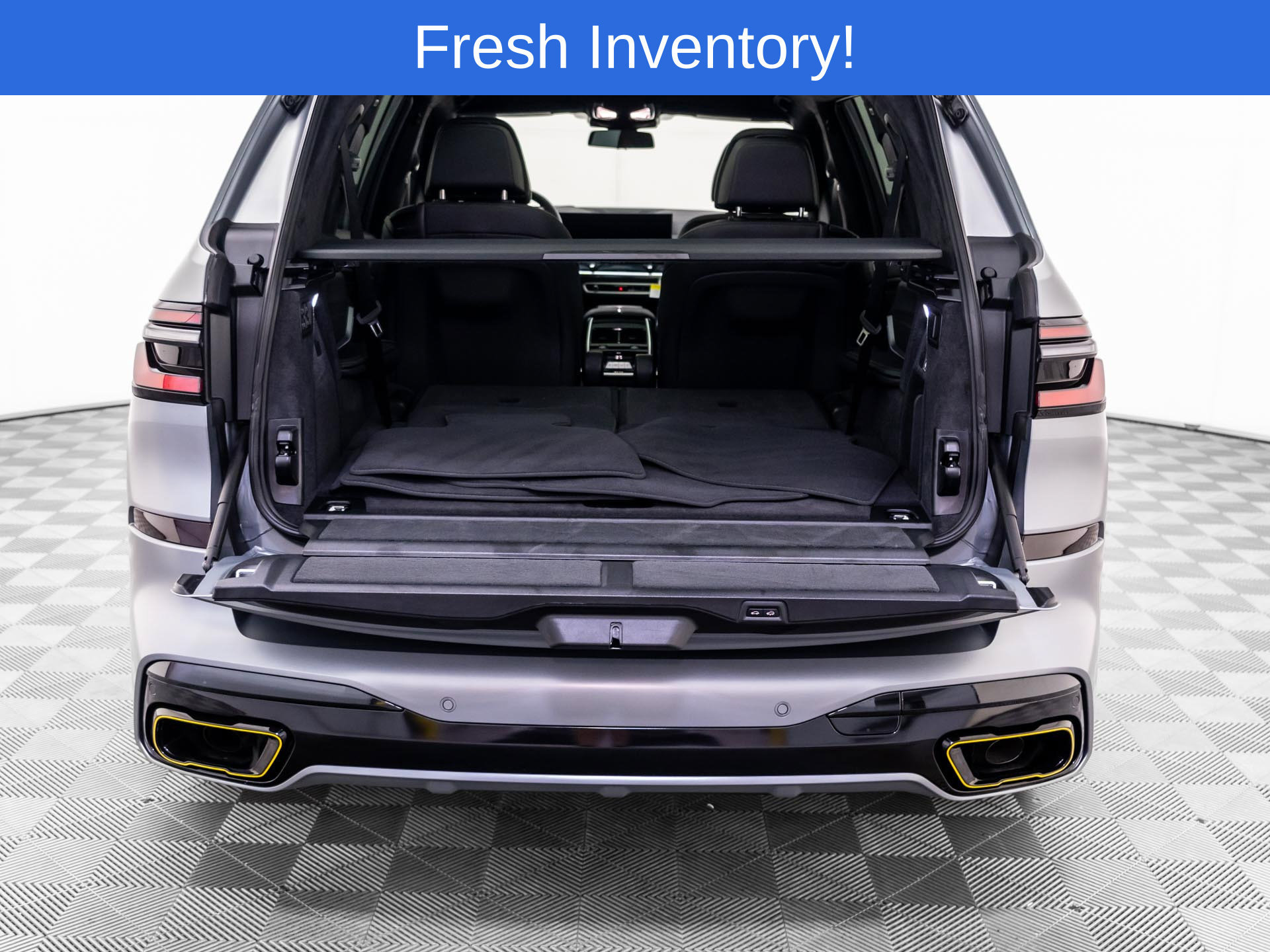 Certified 2026 BMW X7 xDrive40i w/ M Sport Package AWD/4WD image 35