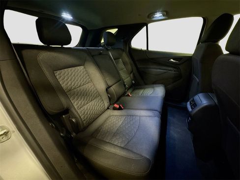 Used 2019 Chevrolet Equinox LT image 32